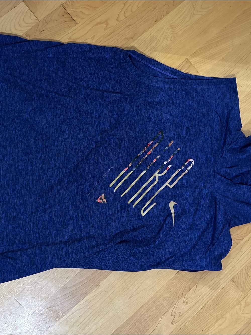 Nike Royal Blue Graphic Performance Tank with hood sz XL